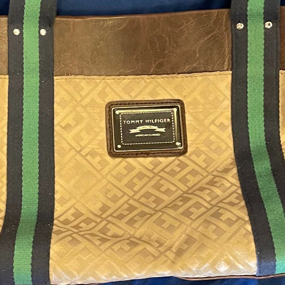 Tommy Hilfiger Purse   